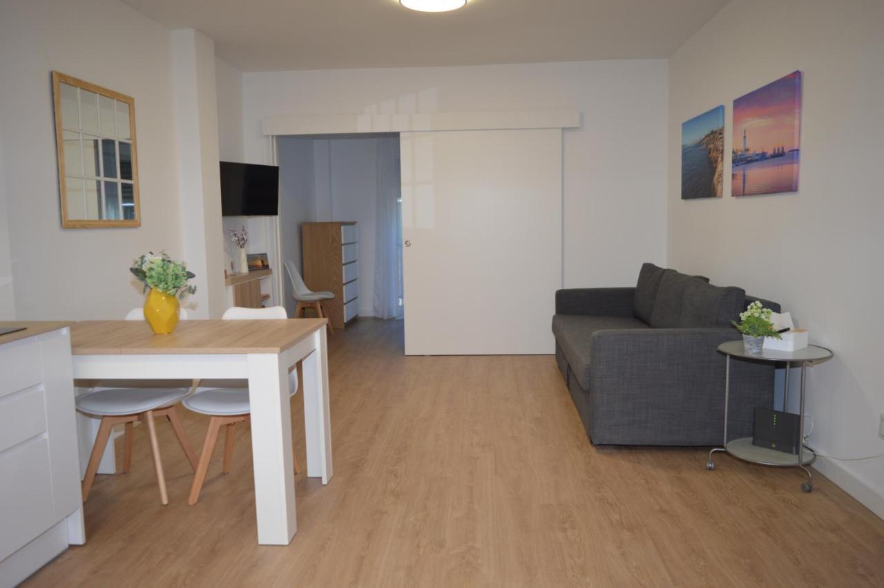 Floridos Playa Piso Reformado De 2 Habitaciones A 50M De La Playa La Cala Del Moral Eksteriør bilde